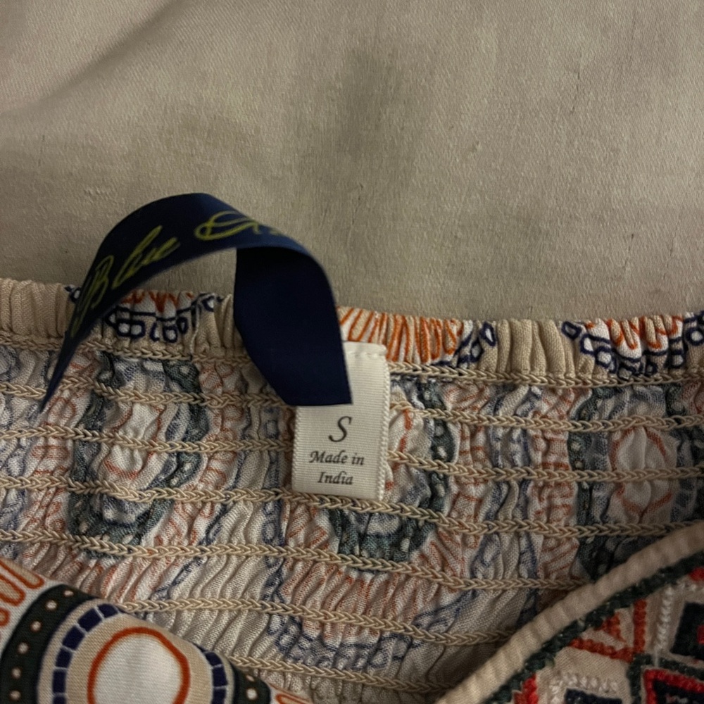 Patterned Geometric Shorts - Picture 2 of 2